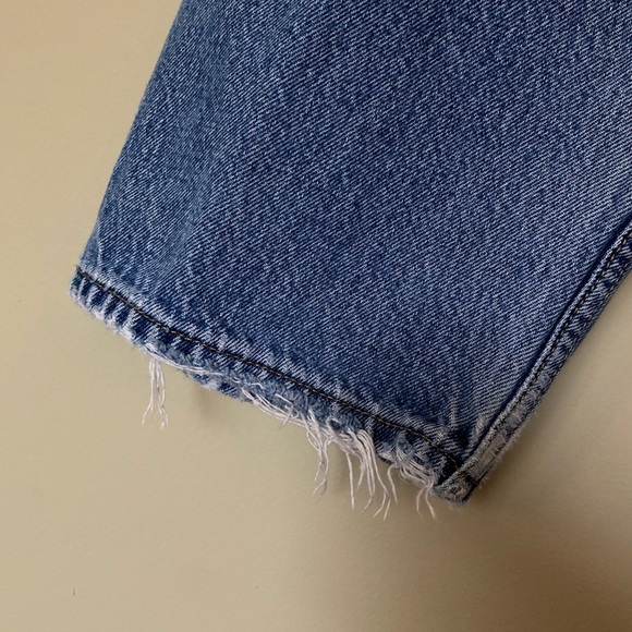 LEVI'S Men's Vintage Medium Wash Regular Jeans 38 - Picture 13 of 16